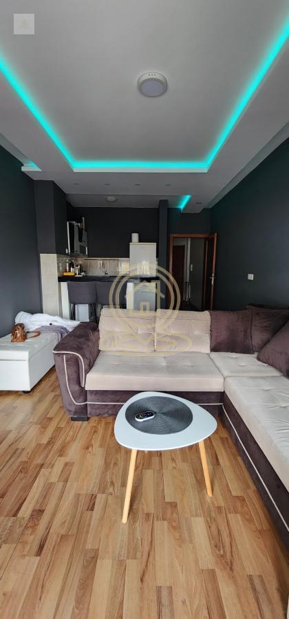 Prodaja jednosobnog moderno uredjenog i potpuno nameštenoh stana, Centar 35m2