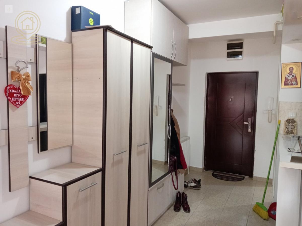 Dvosoban stan na telepu 64 m2