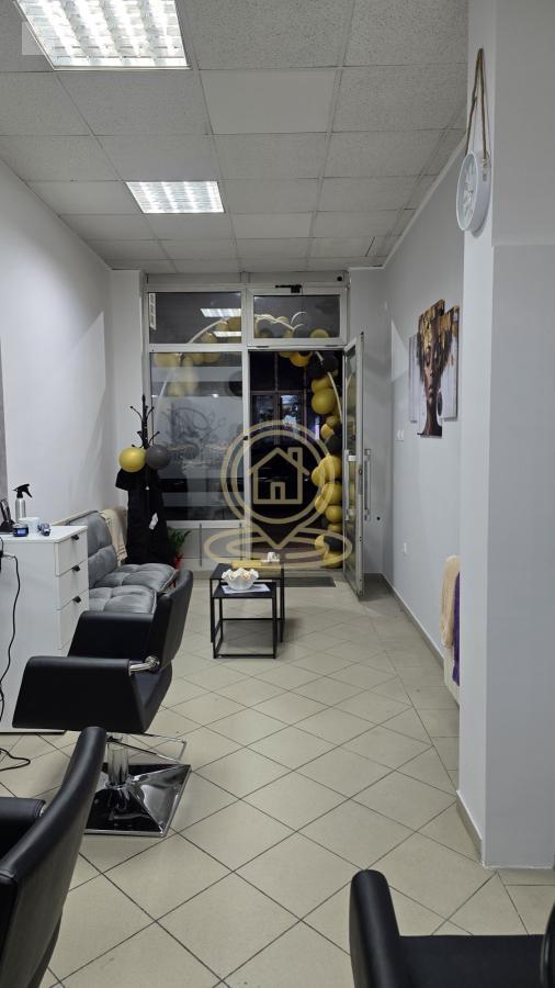 Lokal 25 m² Stari Grad | Centar | Renovirano | Ulični lokal | Investicija