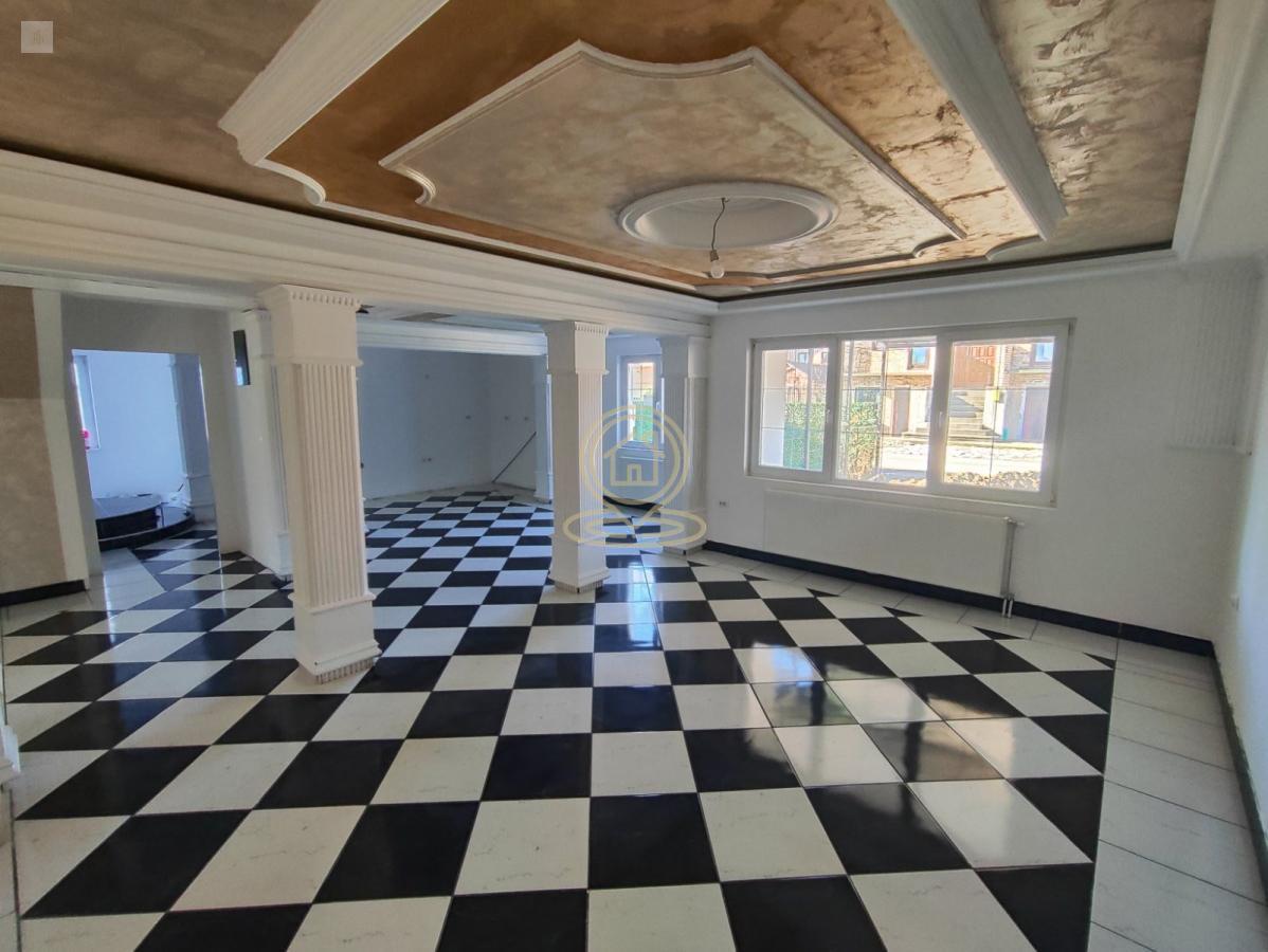 Prodaja kuća Novi Sad Veternik – kuća 366m2 renovirana 6 soba 3 kupatila mirna lokacija