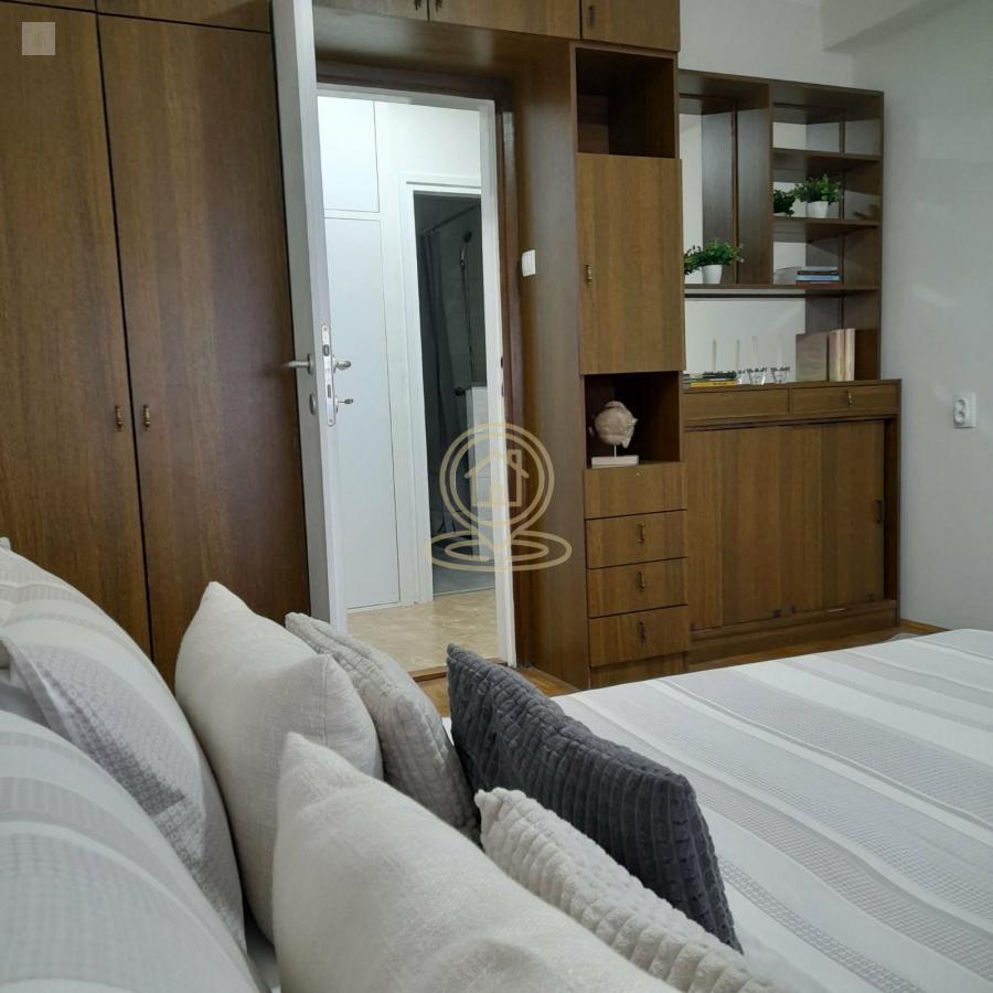 Dvosoban stan sa terasom Rotkvarija 60m2