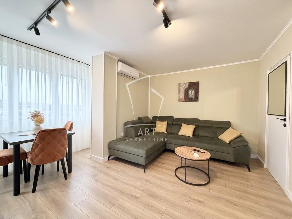 Renoviran, lux, odlična lokacija ID#14654