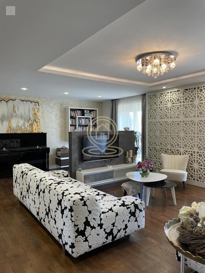 LUX Četvorosoban stan 120 m² Telep | 2 Kupatila, 2 Terase | 2 Parking mesta + Garaža