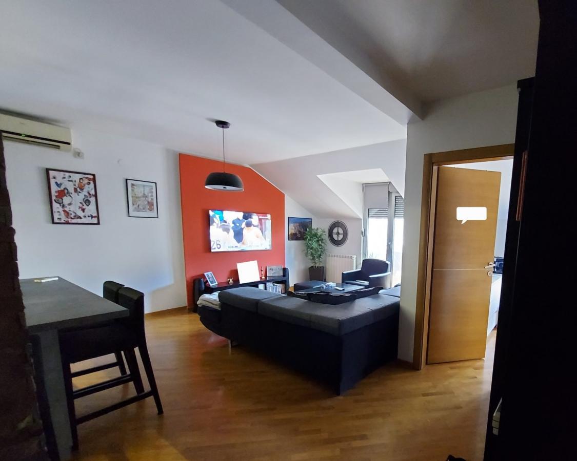 Lekino brdo, Miklosiceva, 3.0, 72m2