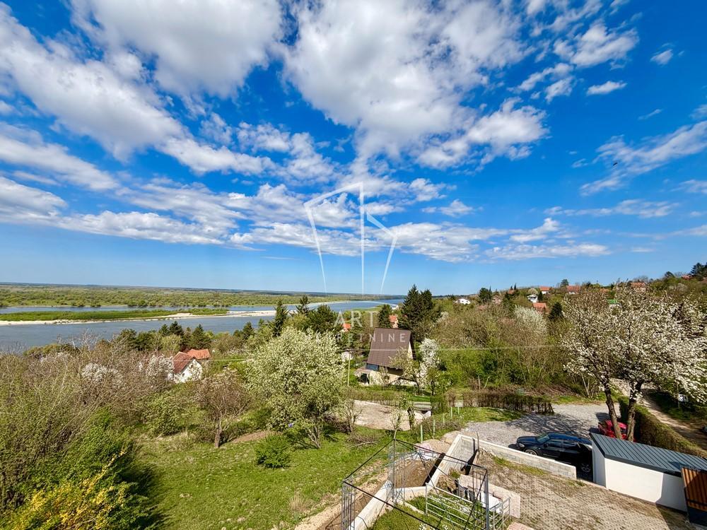 Kuća sa pogledom na Dunav ID#14700