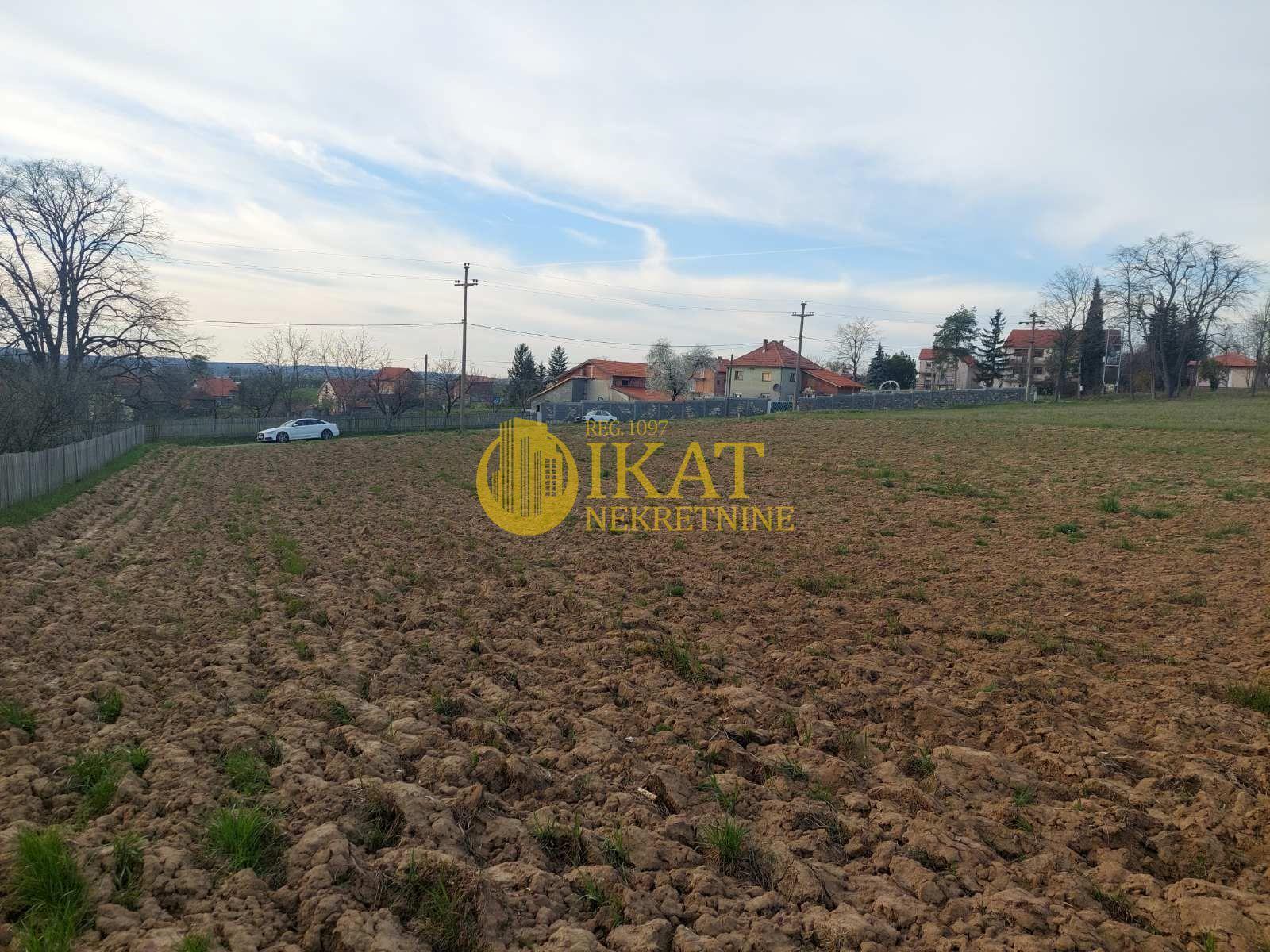 Barajevo, plac, 53a, uknjiženo ID#5028
