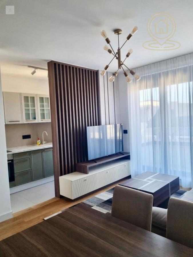 Izdavanje trosobnog stana na Banovom brdu - 70m2