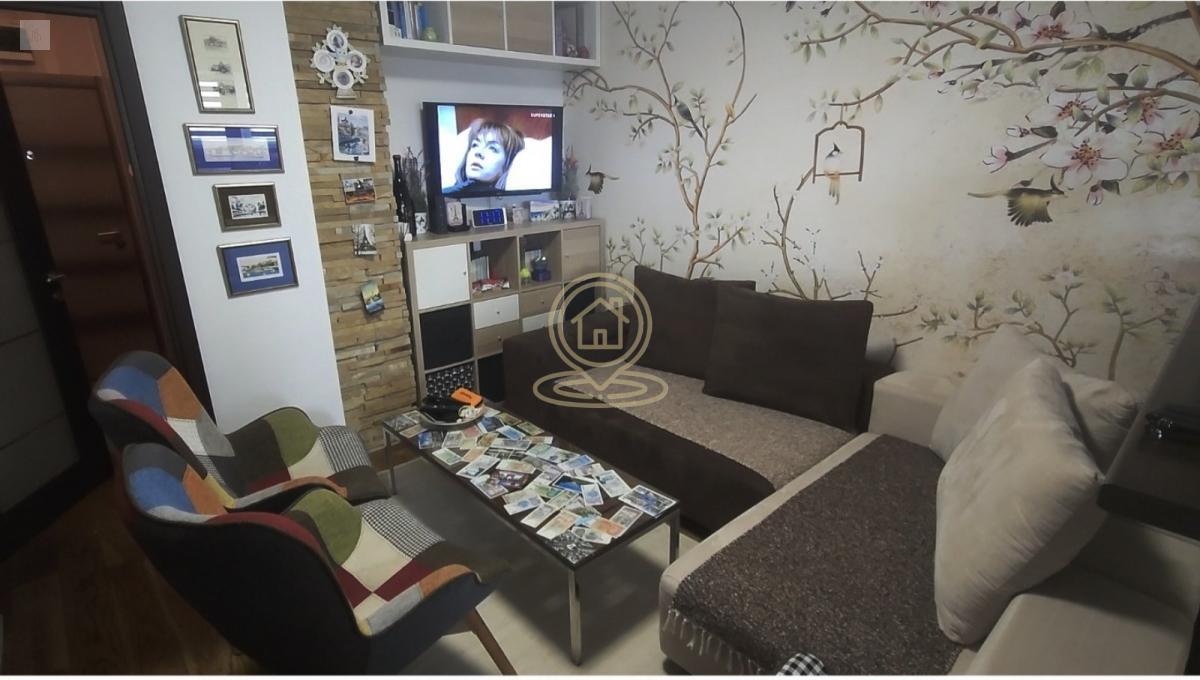 Prodaja stanova Beograd – dvosoban stan 41m² (49m²), Vidikovac, kompletno renoviran, namešten, uknjižen, odlična lokacija