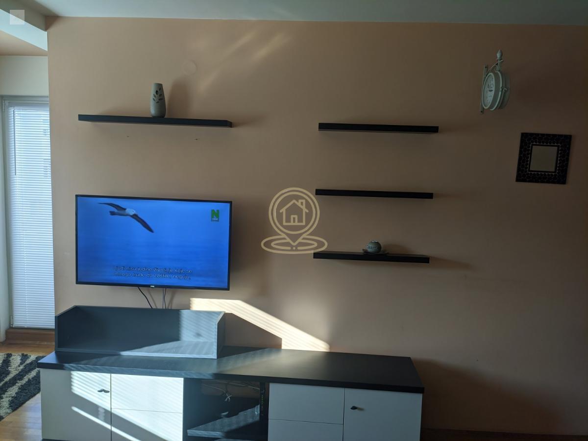 DVOIPOSOBAN STAN 47m2 BULEVAR OSLOBOĐENJA  IZDAVANJE STANOVA NOVI SAD, TERASA, LIFT, NOVOGRADNJA, ODLIČNA LOKACIJA