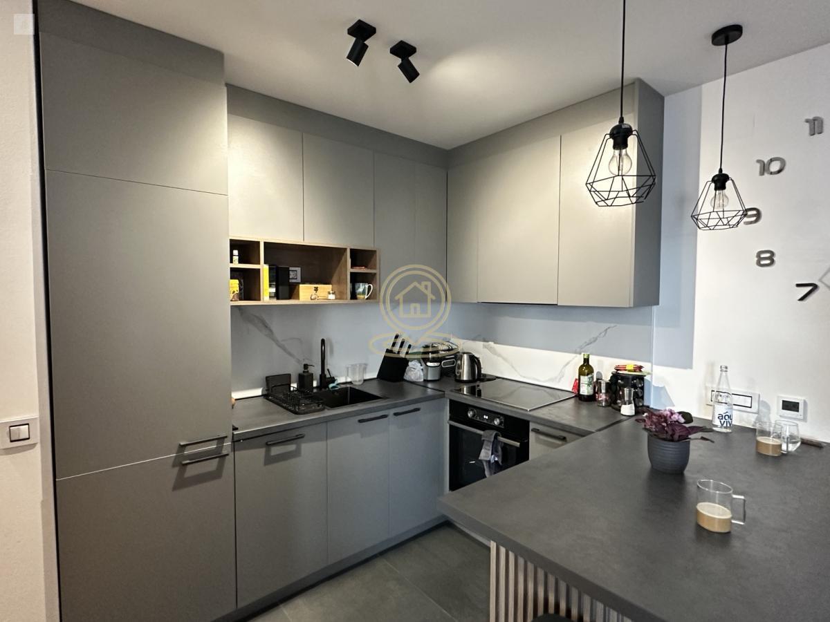 PRODAJA STANOVA NOVI SAD, JEDNOIPOSOBAN STAN 43m2, NOVOGRADNJA, NAMEŠTEN, TERASA, ODLIČNA LOKACIJA