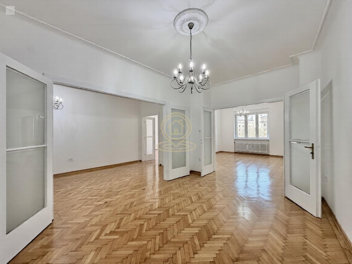 Poslovni prostor 136 m², Stari Grad, Skupština, 4. sprat