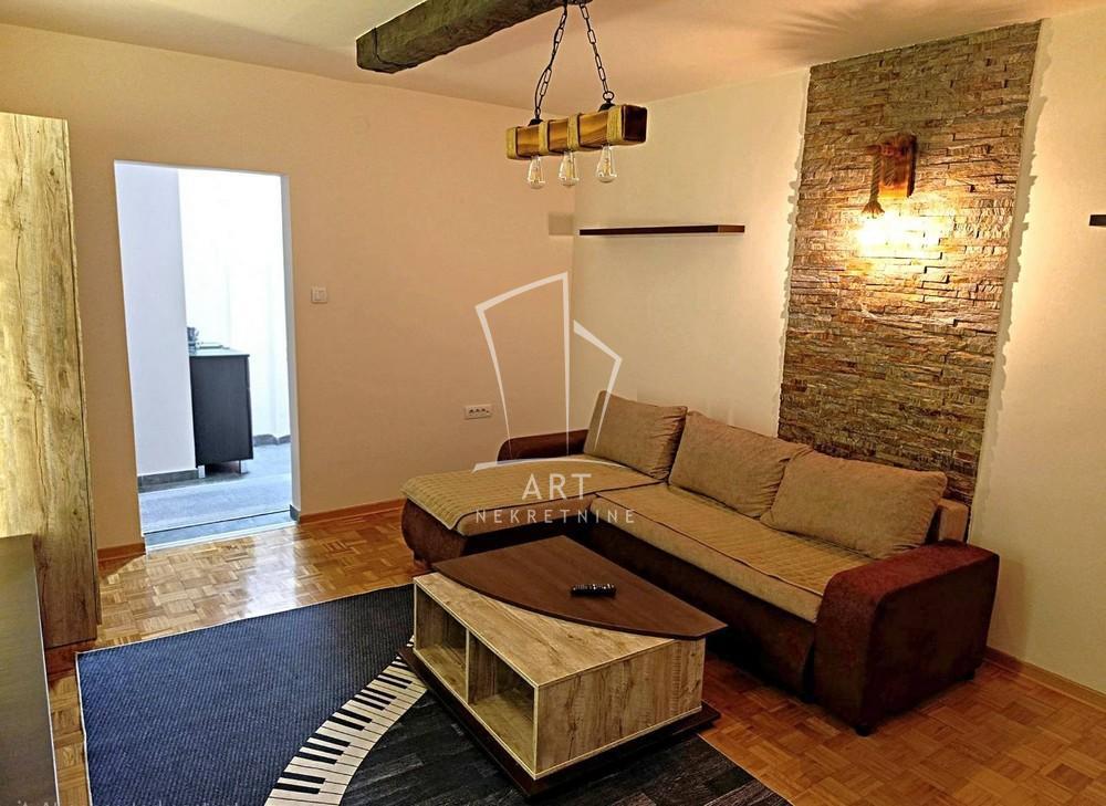 Banovo brdo - luksuzno adaptiran 2.0 stan ID#14776
