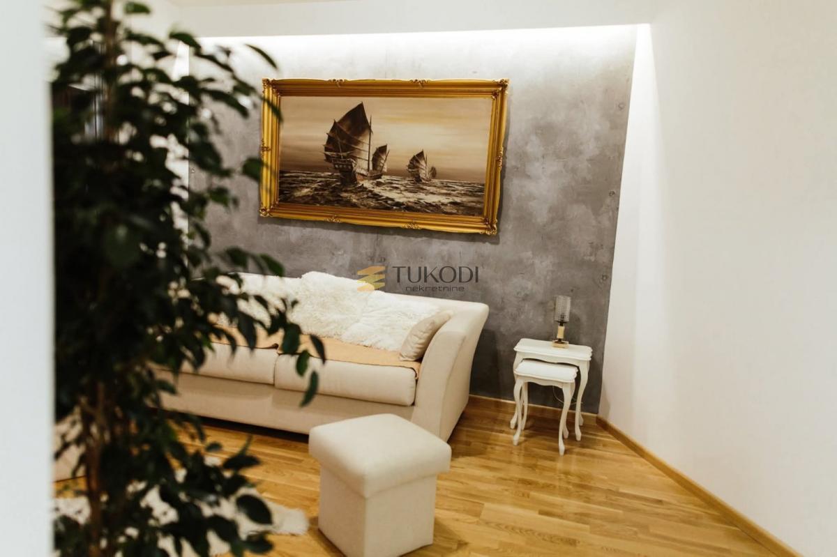 1,5 stan od 42m2 Podbara