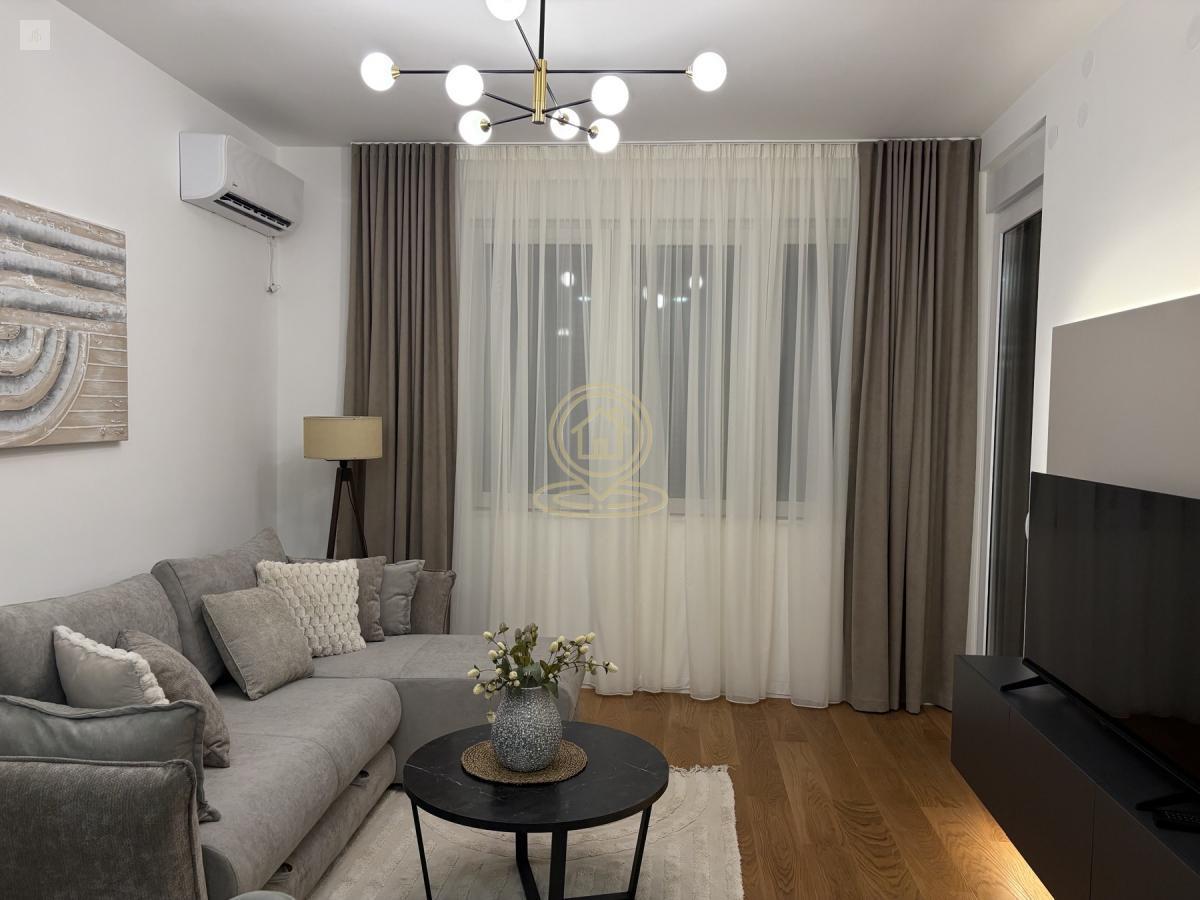 Dvosoban stan 43 m², Grbavica, Novi Sad, 1. sprat