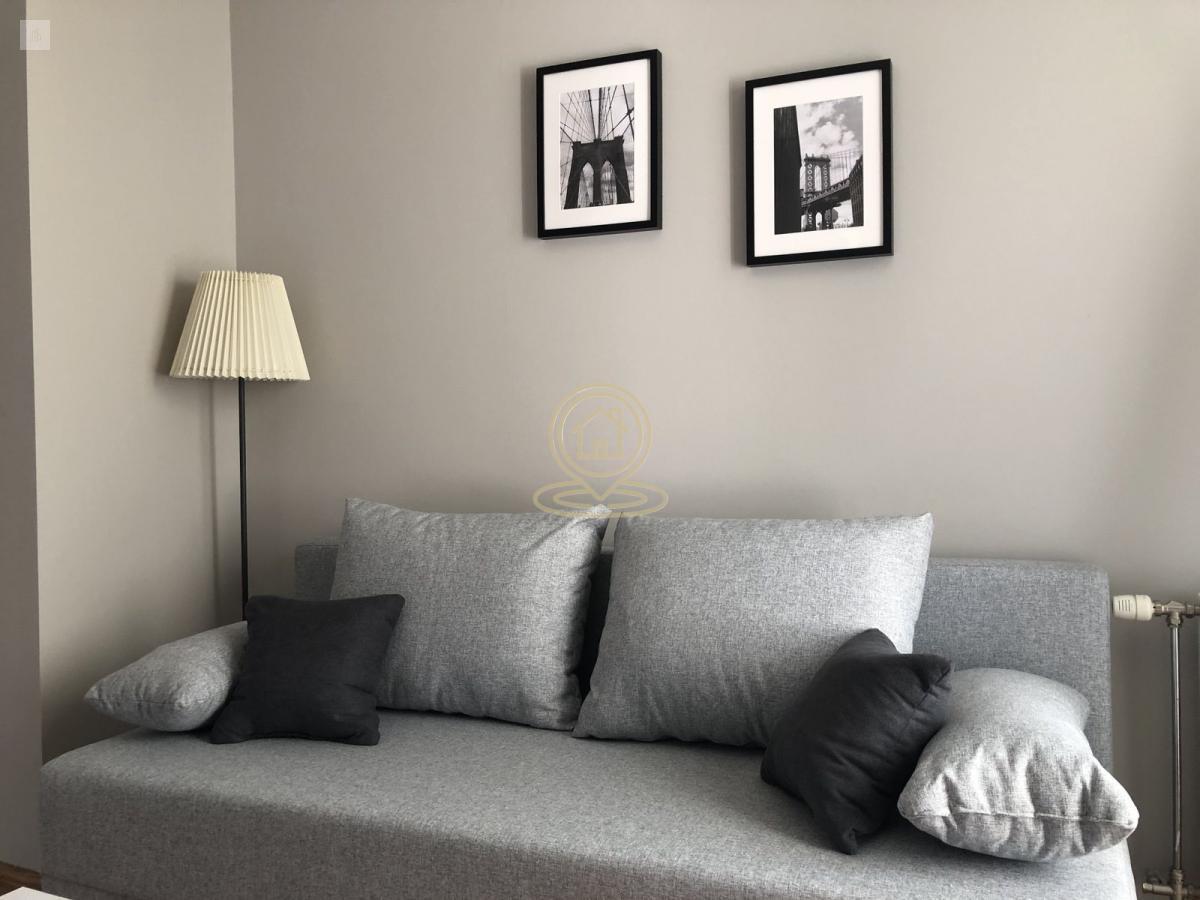 Jednoiposoban stan 30 m², Grbavica, Novi Sad, 3. sprat