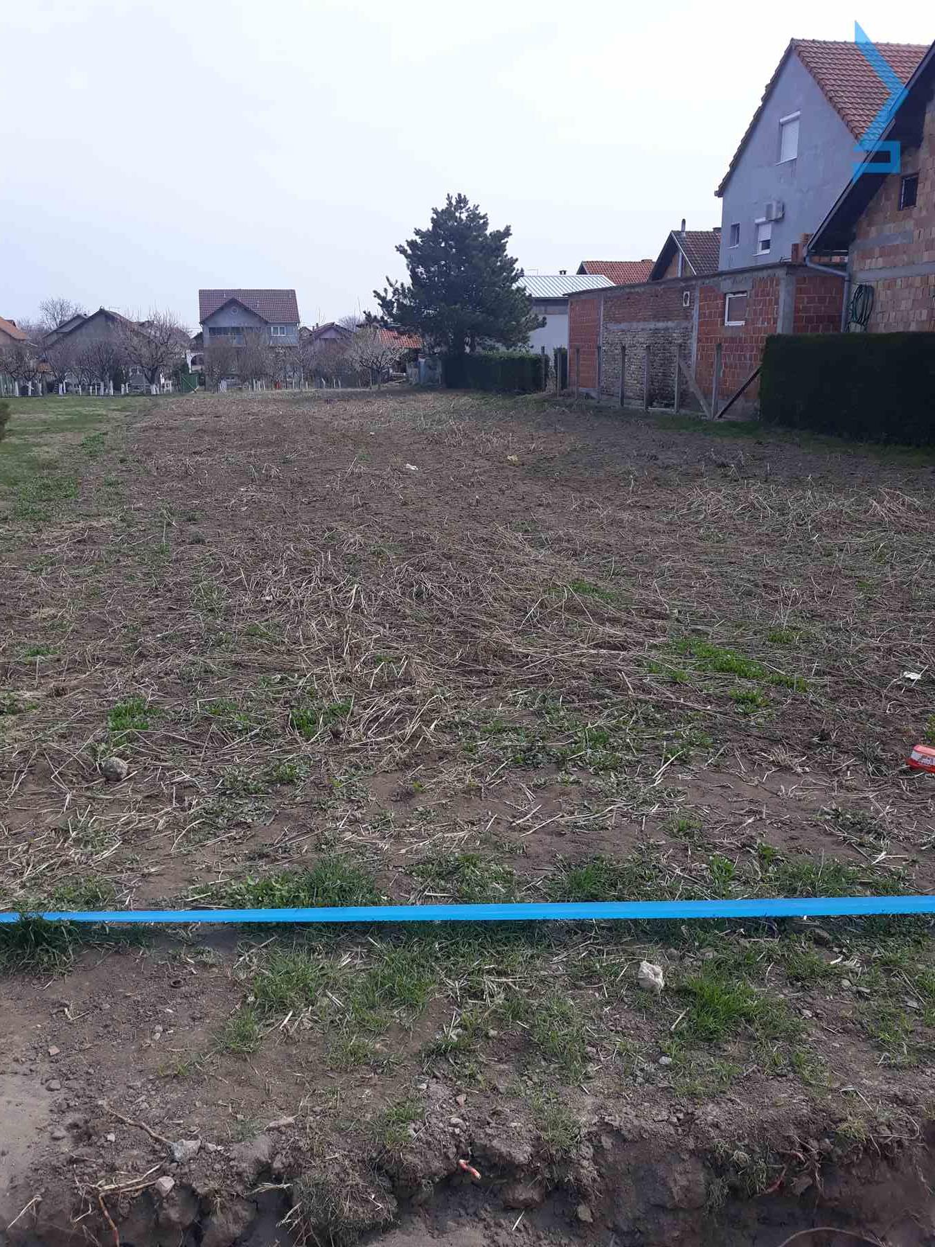 Plac 24 m2, Novi Karlovci