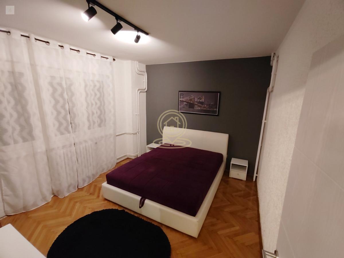 Stan 3.5 soba, 88 m², Skadarlija, Stari Grad, Beograd