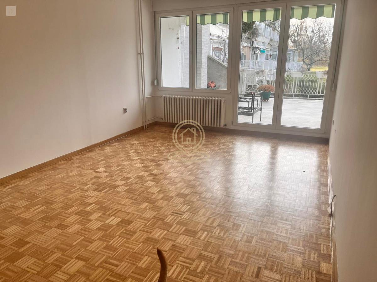 Poslovni prostor 95 m², Novi Beograd, Blok 70, prizemlje