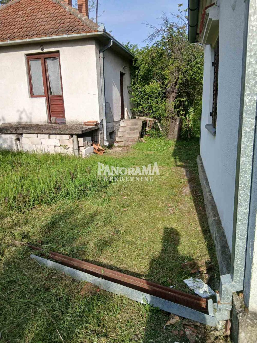 Retko u ponudi domaćinstvo na 3 hektara,uknjiženo ID#3335
