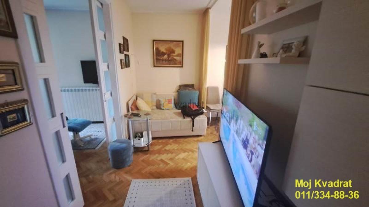 Zvezdara, Vukov spomenik - Milorada Šapčanina, 42m2