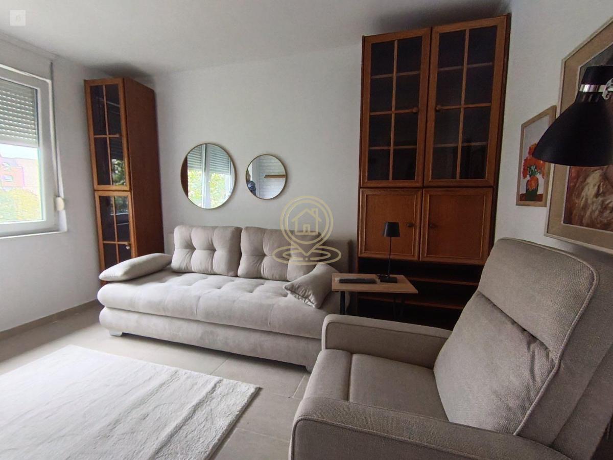 Jednosoban stan 35 m², Aerodrom, Kragujevac, 4. sprat