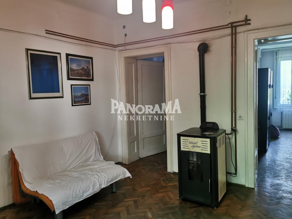 Top lokacija Lomina kod Zelenog venaca ,4.5,93m2,idealan za 