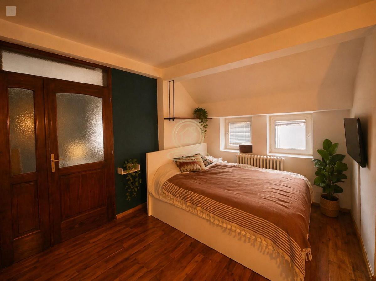 Izdaje se odličan jednoiposoban stan u Centru Novog Sada, 42m2, PET FRIENDLY