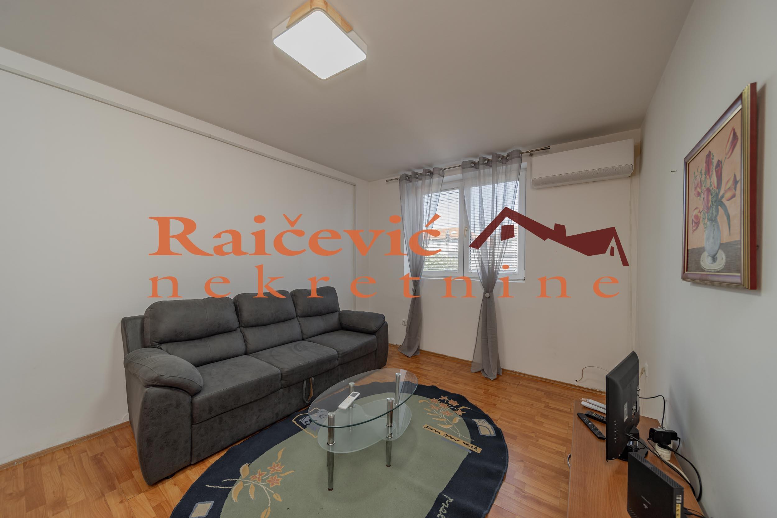 PALILULA KRNJACA 32m2 , T ,230e