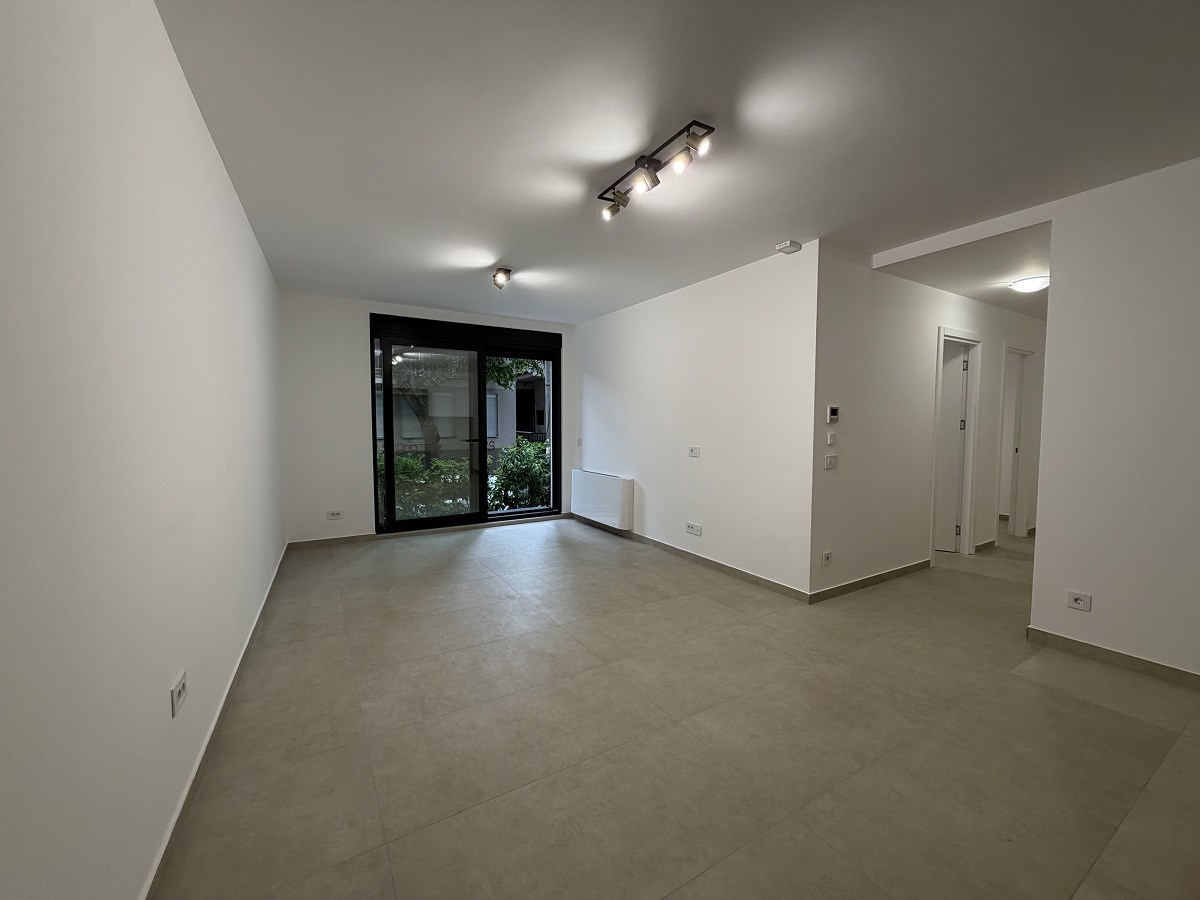 Poslovni prostor na Vračaru, Sazonova ulica, 55m2