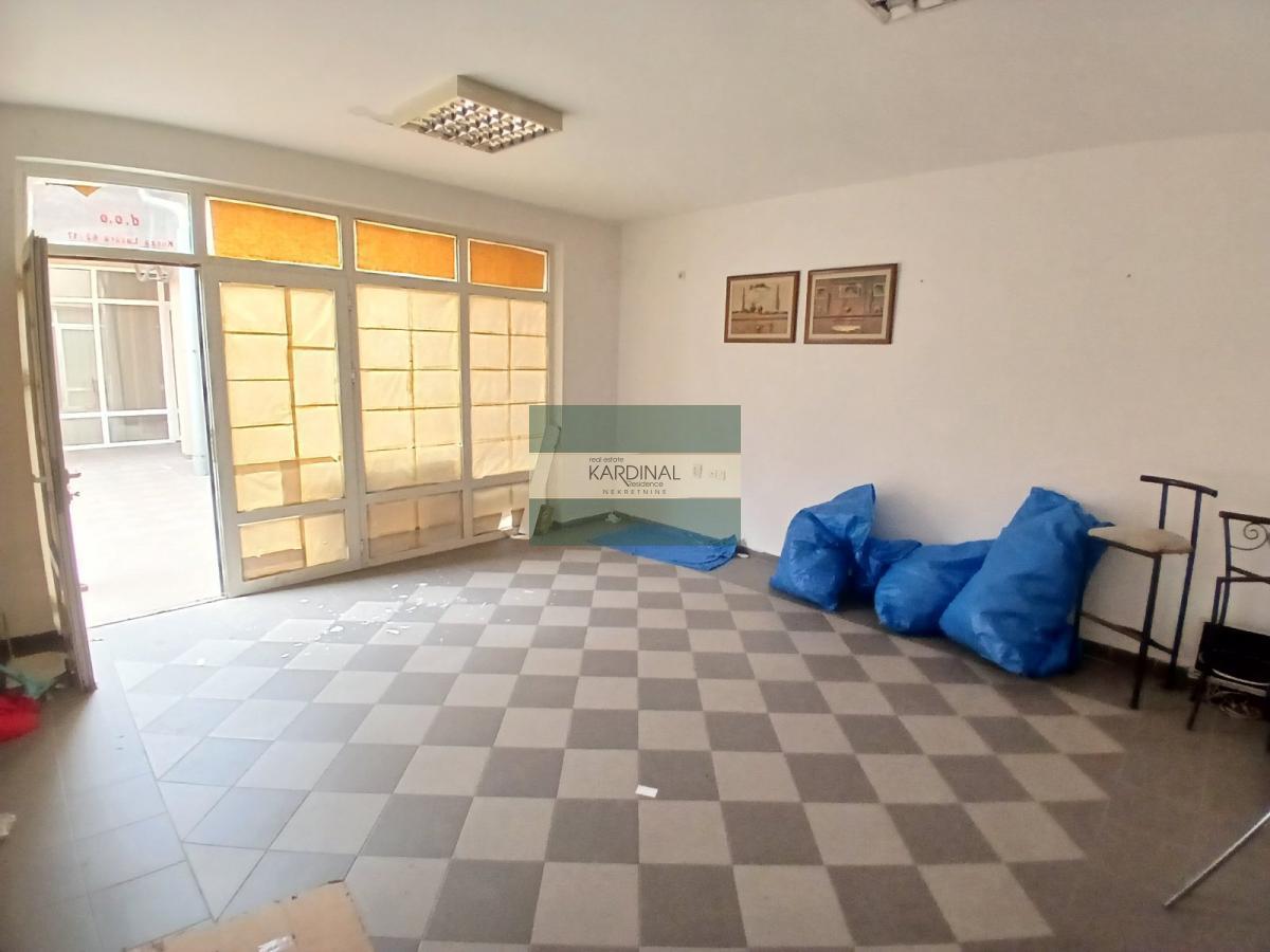 Lokal površine 27 m², u blizini centra Jagodine