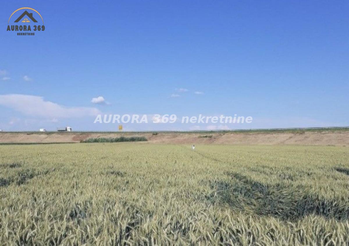 IZUZETNO GRAĐEVINSKO ZEMLJIŠTE-RUMA