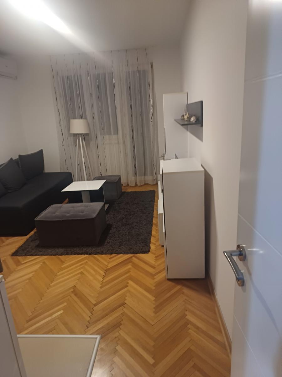 Karaburma, Mirijevskii bulevar, 1.5, 39m2, terasa 11m2, IV, ta