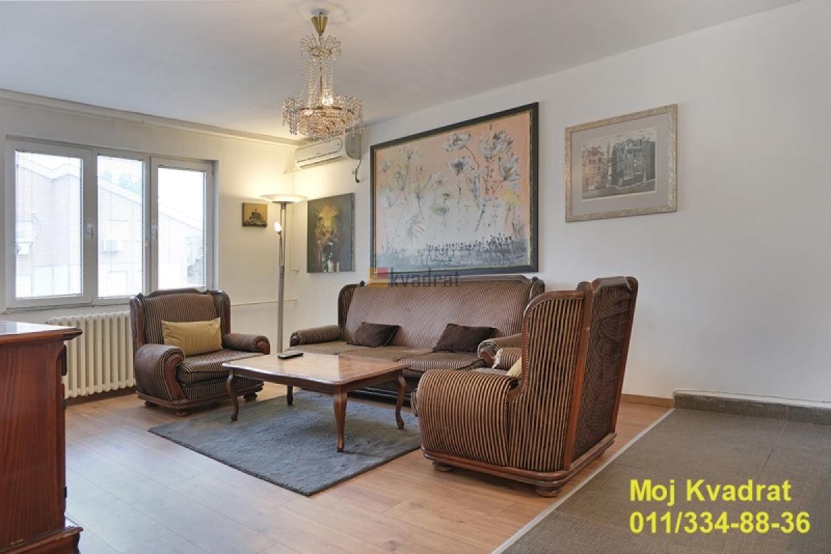 Zvezdara, Denkova bašta - Velikomoravska, 99m2