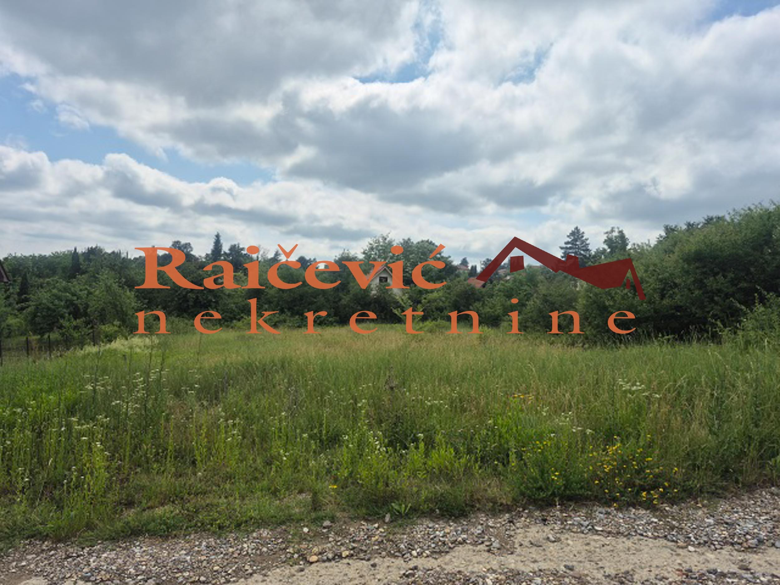 BARAJEVO BACEVAC 970m2 , 25000e