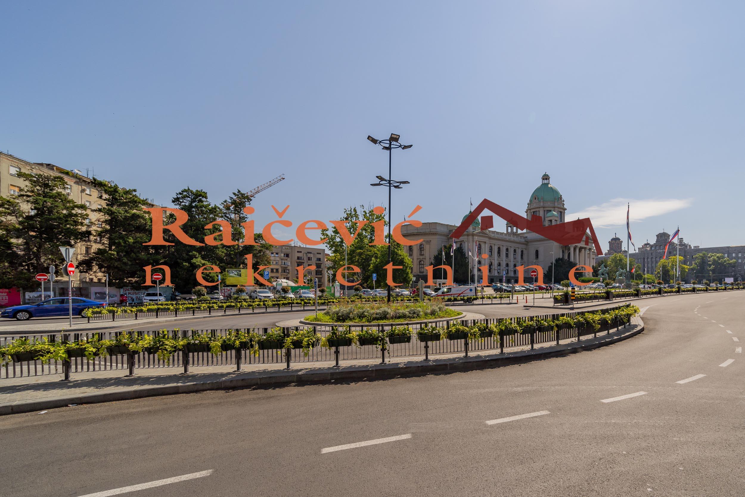 STARI GRAD CENTAR 115m2 , T ,749000e