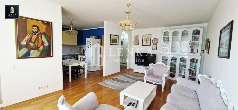 Prodaja stana kod BEOSHOPPING centra 75m2 ID#1627
