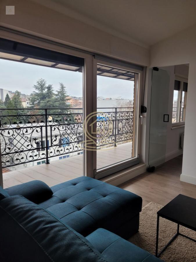 Trosoban stan 70 m², Autokomanda, Voždovac, Beograd, 5. sprat