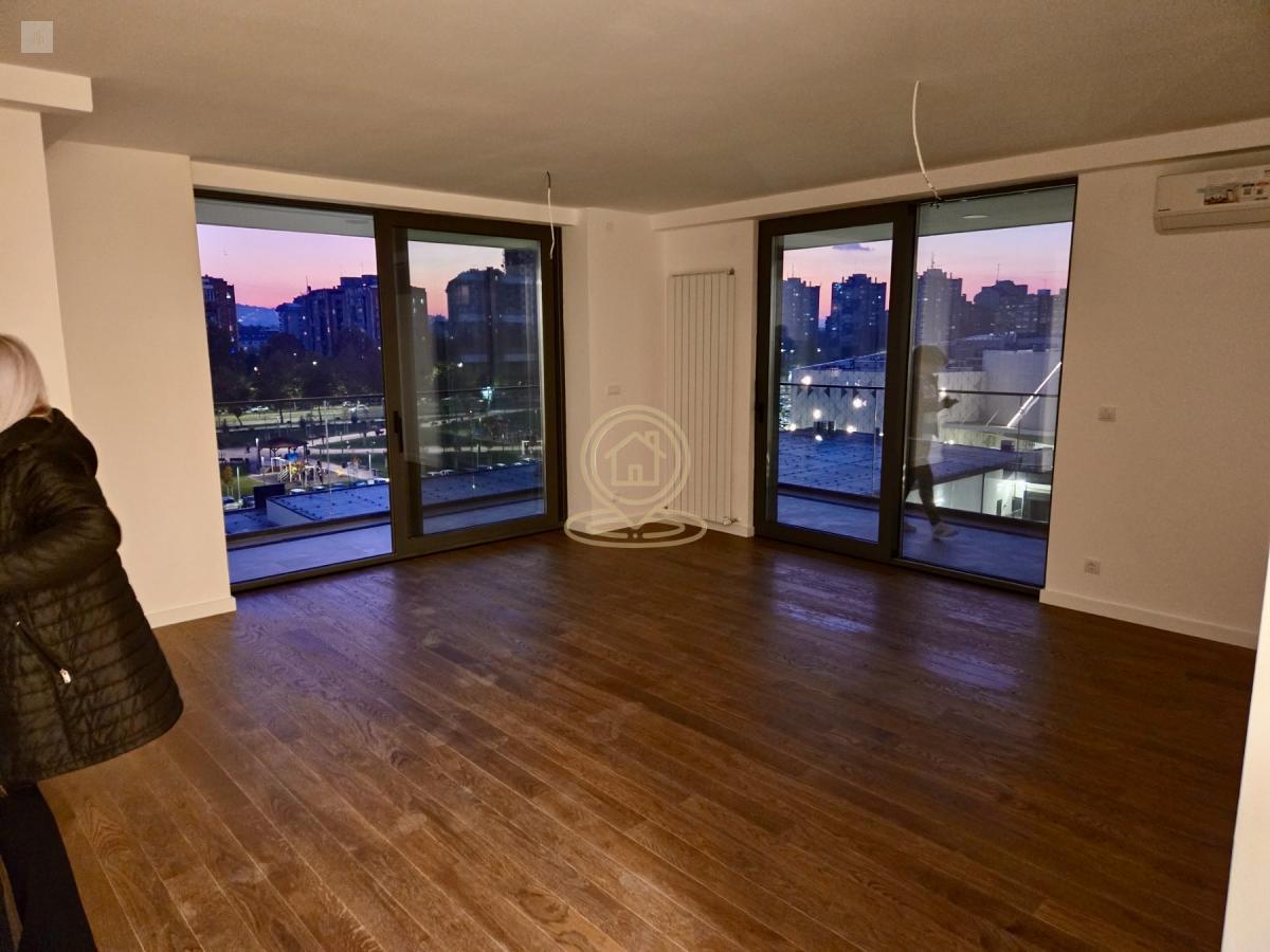 Luksuzan stan 130m² sa 3 odvojene spavaće sobe u kompleksu Planet Residence