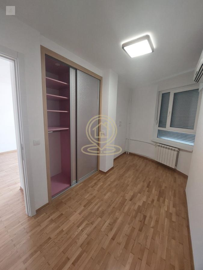 Trosoban stan 58 m², Zvezdara, Bulbulder, Beograd