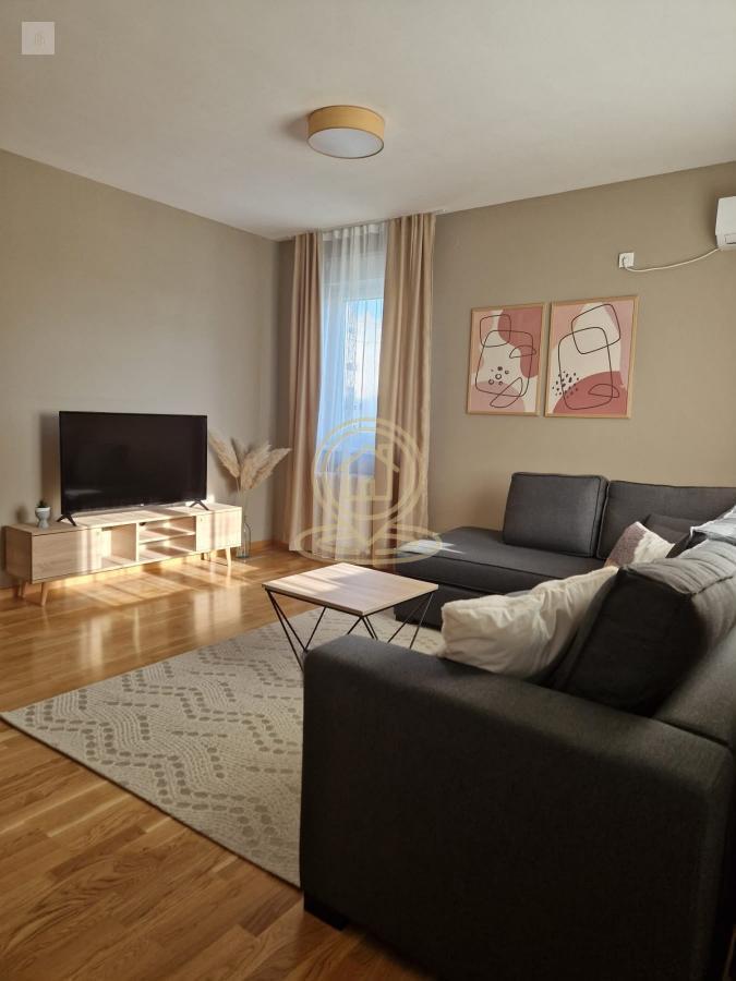 Trosoban stan, 67 m², Jugovićevo, Novi Sad, 3. sprat