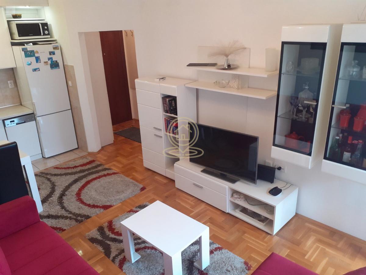 Jednoiposoban stan 38 m², Nova Detelinara, Novi Sad, 3/5