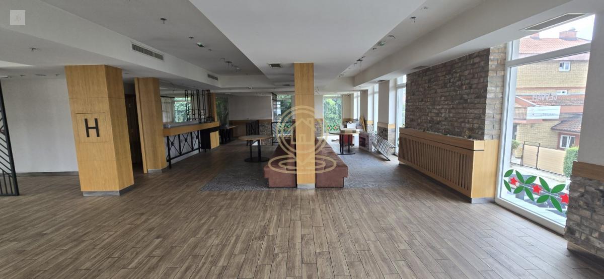 Lokal 200 m², Kaluđerica, Grocka, Beograd, prizemlje