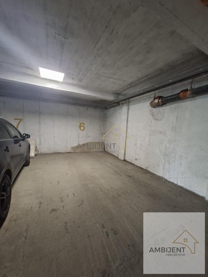 Garaža 12 m², Voždovac, Vojvode Vlahovića
