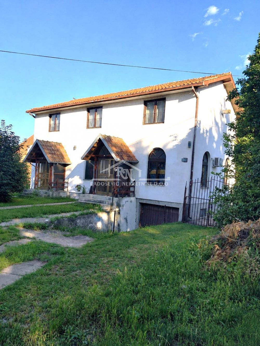 Obrenovac, Rojkovac, Kralja Milutina, 366m2 (dve kuće na pla