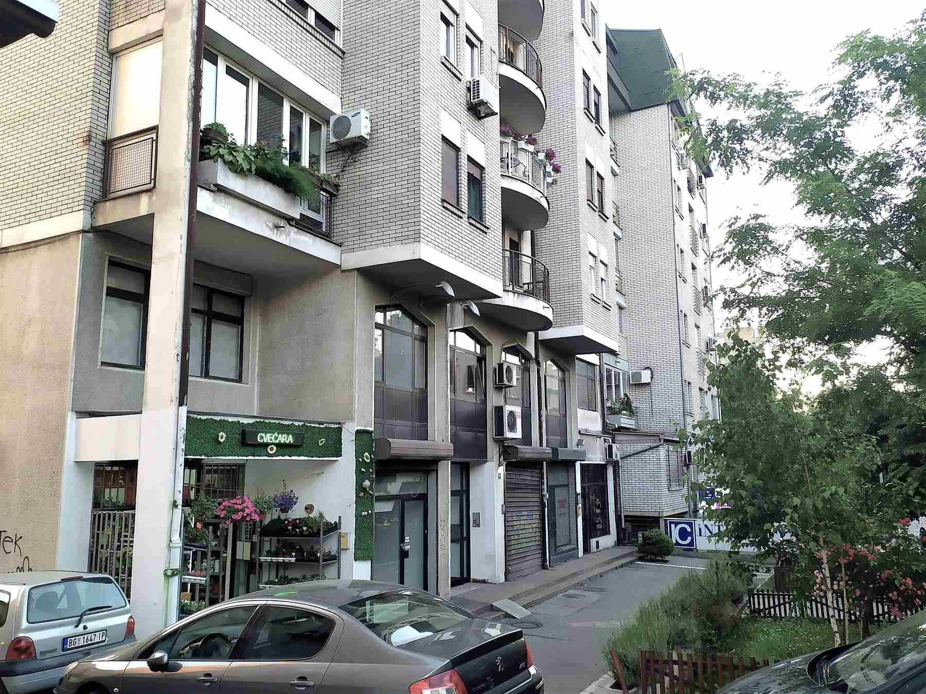 Vračar, Maksima Gorkog, izdavanje garaže - magacina .. 