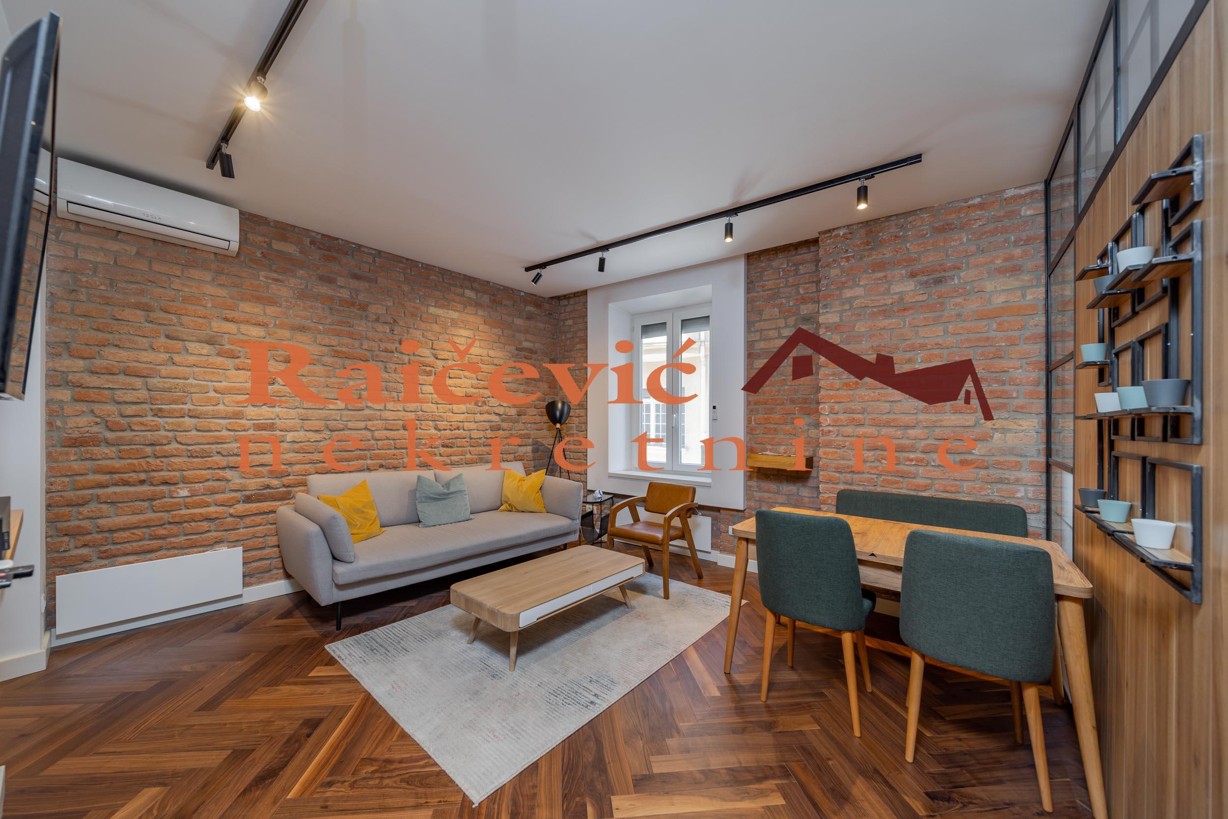 STARI GRAD KOSANCICEV VENAC 51m2 , T ,259000e