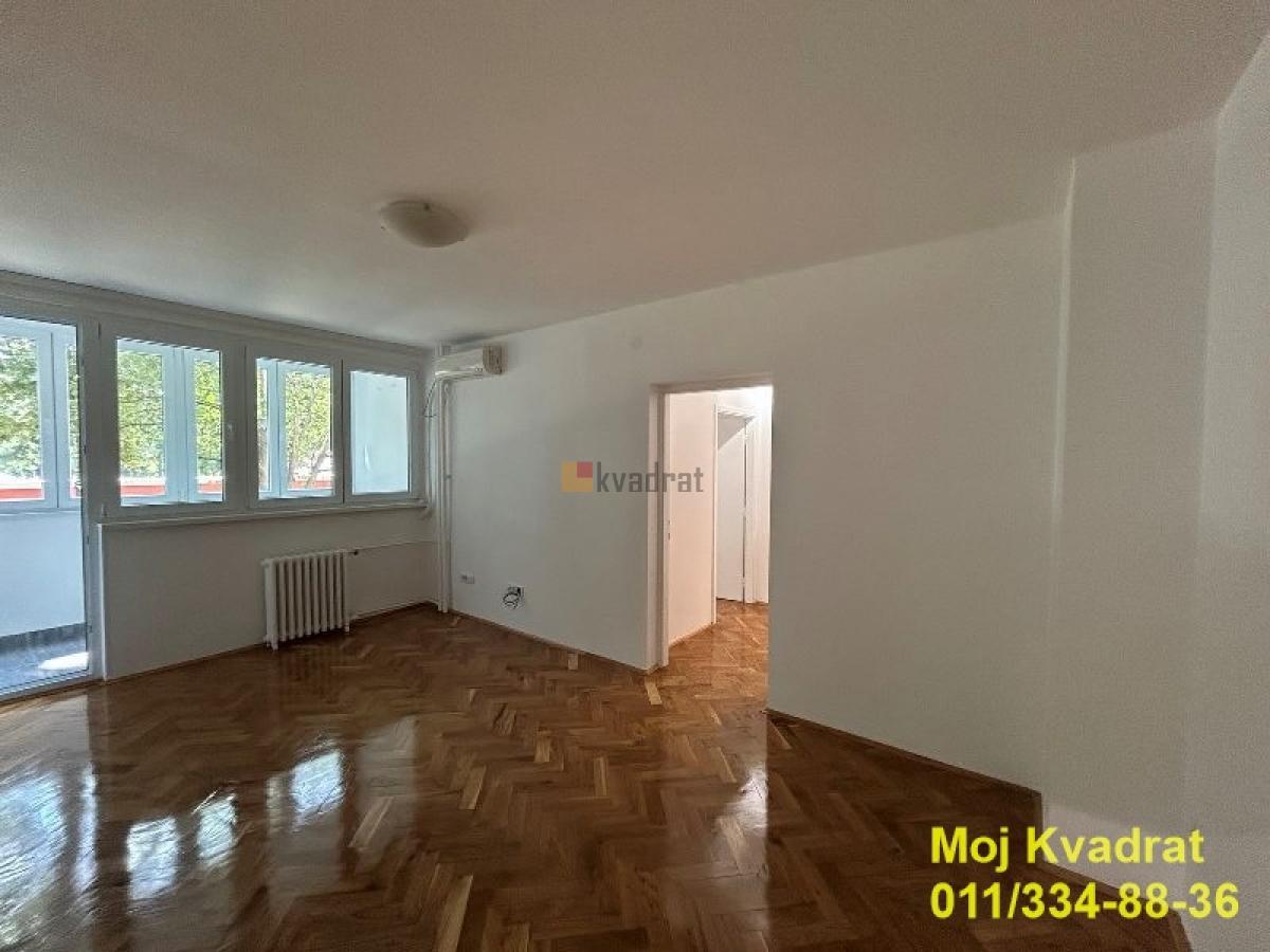Novi Beograd, Stari Merkator - Bulevar Mihajla Pupina, 64m2