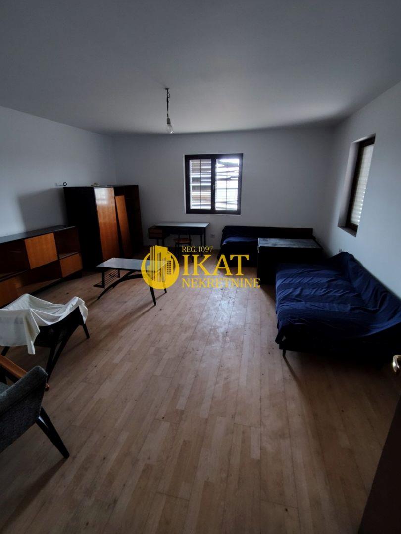Crepaja, prostrana kuća 220m2 sa garažom ID#5185