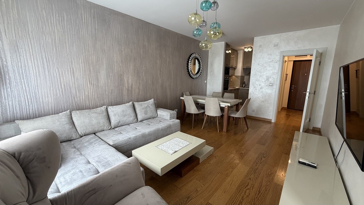 Namešten 3.0 stan za izdavanje u Savadi od 67 m²