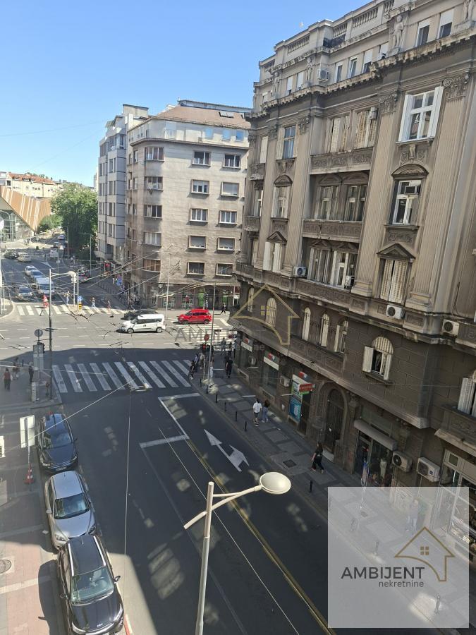 Poslovni prostor 60 m²,u blizini Takovske